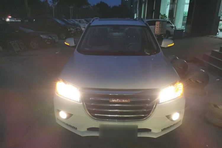 Used Haval H2 2016 Red-Label 1.5T Manual Two-Wheel Drive Luxury Model