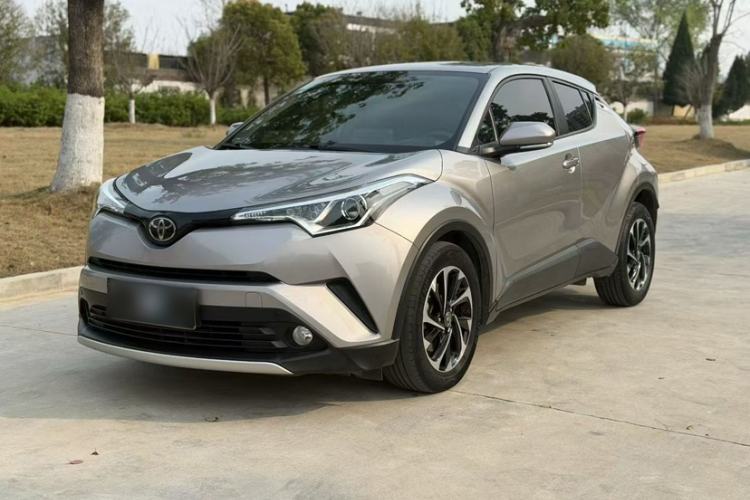 Used Toyota IZOA 2018 2.0L Yichi Edition China V Standard