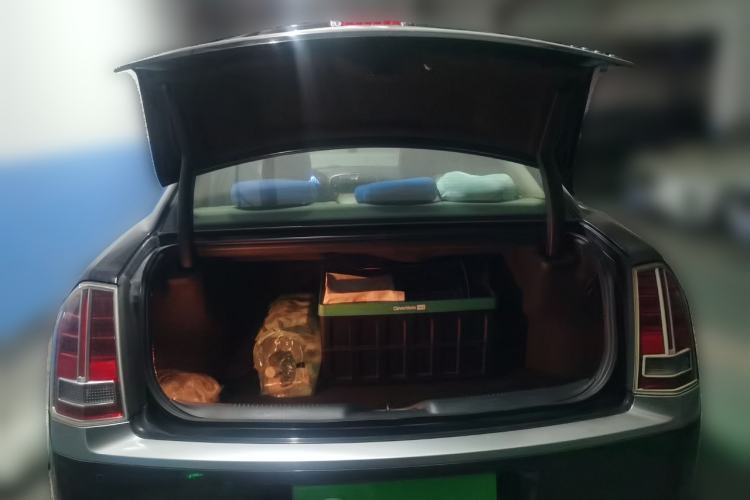 Used Chrysler 300C 2013 3.6L Premium Edition
