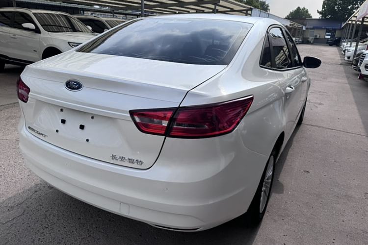 Used Ford Escort 2015 1.5L Manual Comfort Model