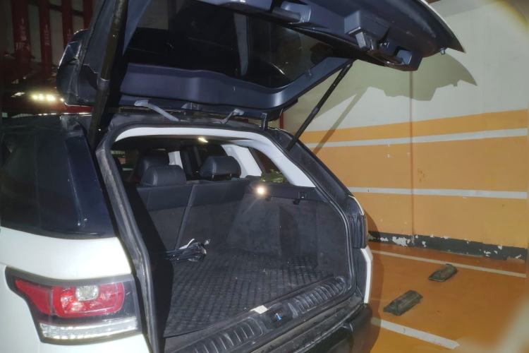 Used Land Rover Range Sport  Trunk