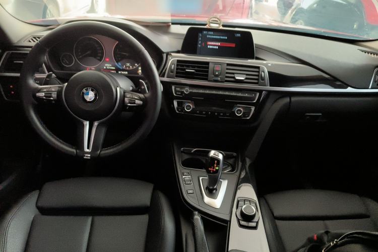 Used BMW 3 Series 2018 320Li Fashion Model
