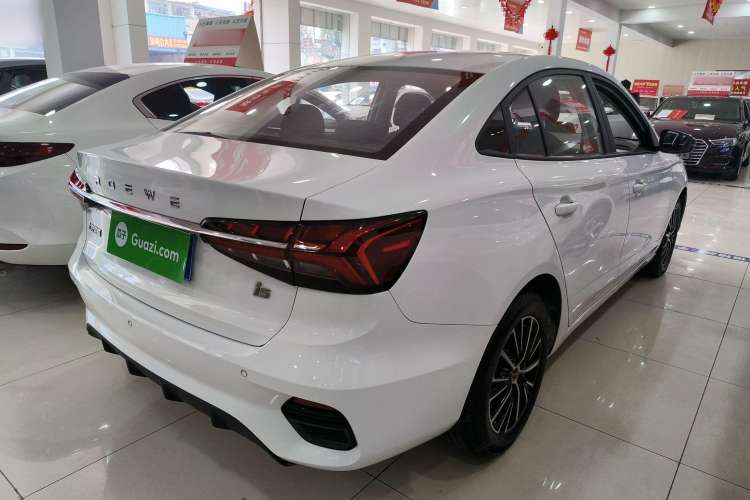 Used Roewe i5 2021 1.5L CVT Platinum Edition
