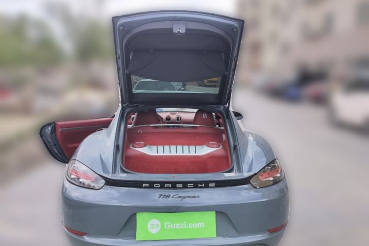 Used Porsche 718 2018 Cayman 2.0T
