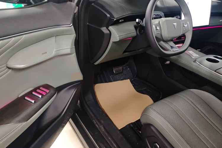 Used Deepal S07 2025 Deepal 520Max AD PRO Pure Electric Model with Advanced Driving Assist
