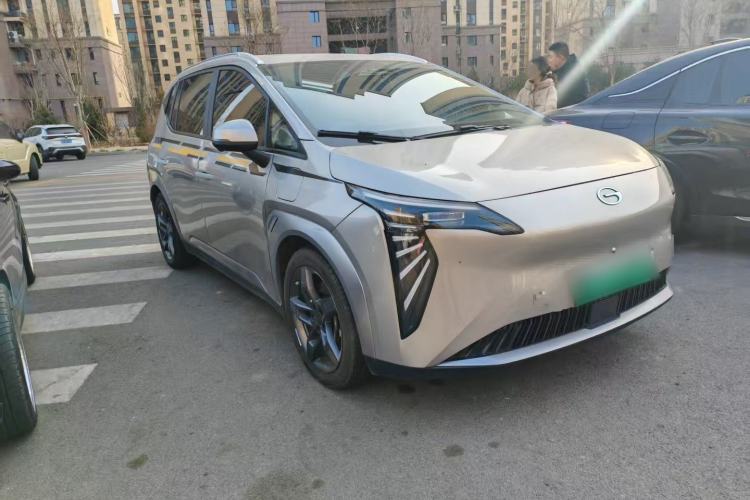 Used AION Y 2022 Plus 70 Tech Edition