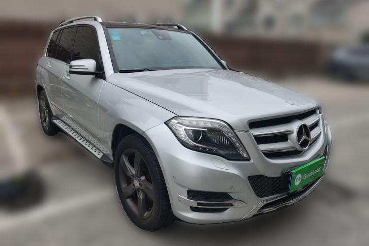 Used Mercedes-Benz GLK-Class 2013 GLK 300 4MATIC Fashion Model Front Right 45 Deg
