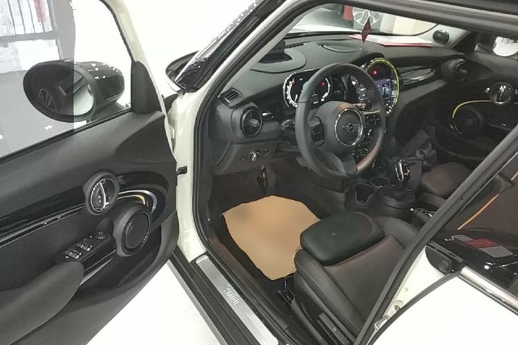 Used MINI 2023 1.5T COOPER Artist Five-Door Edition