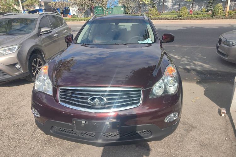 Used Infiniti QX50 2013 2.5L Two-Wheel-Drive Elegant Edition