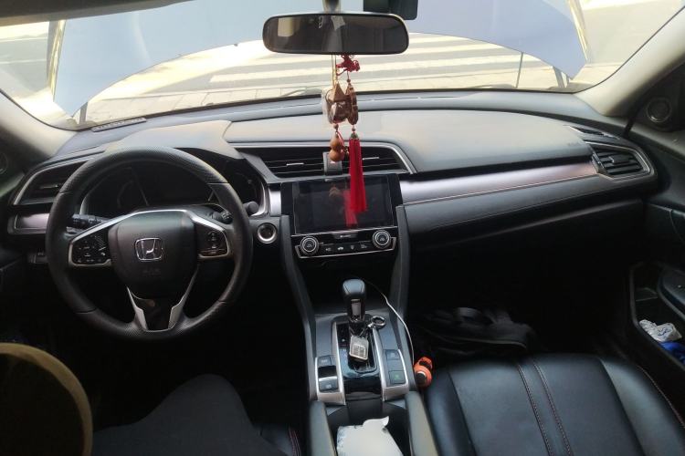 Used Honda Civic 2016 220TURBO CVT Luxury Edition
