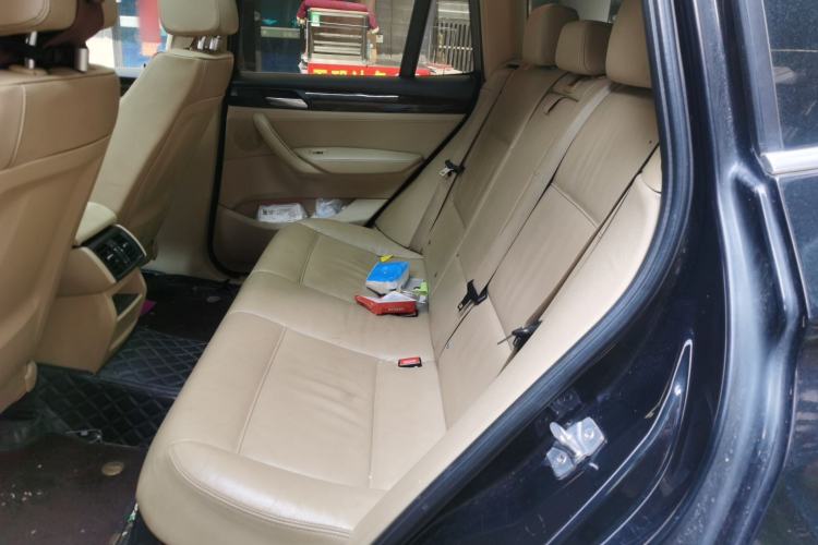 Used BMW X3 2011 xDrive28i Luxury Model
