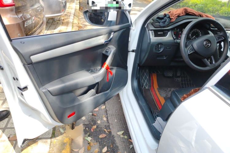 Used Skoda Octavia 2019 1.5L Automatic SmartDrive Comfort Edition China V Standard Driver Seat