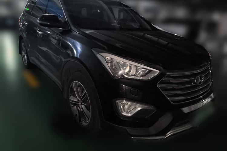 Used Hyundai Grand SantaFe 2013 3.0L 7-seat Four-Wheel-Drive Luxury Edition