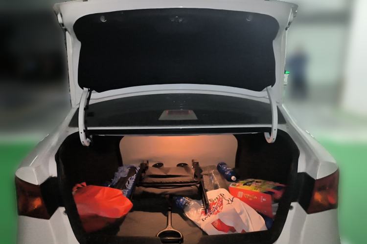 Used Roewe 350 2015 1.5L Automatic Luxury Sunroof Edition