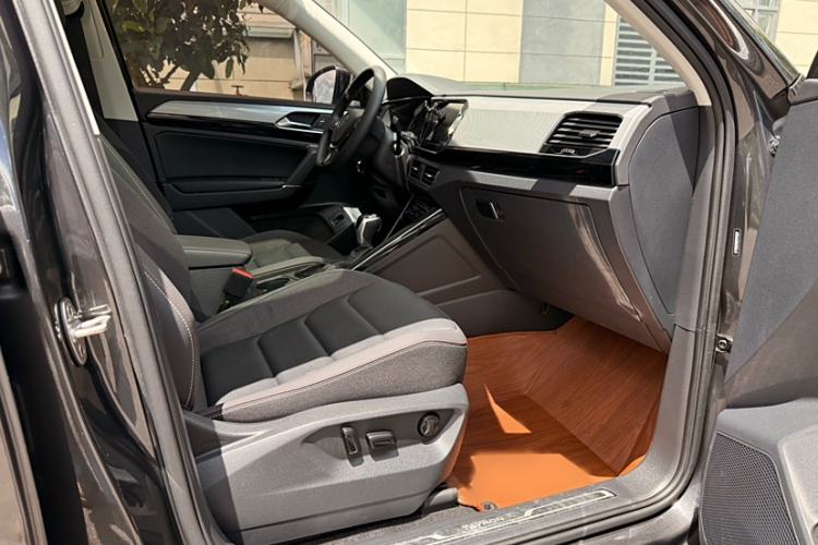 Used Volkswagen Tayron 2022 330TSI Two-Wheel Drive Luxury Smart Connectivity Version
