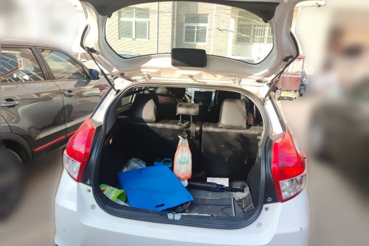 Used Toyota YARiS L Zhi Xuan 2015 1.5E Automatic Charm Edition