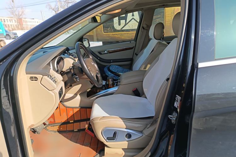 Used Mercedes-Benz R-Class 2010 R 350 L 4MATIC