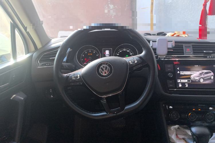 Used Volkswagen Tiguan L 2018 280TSI Automatic Two-Wheel Drive Comfort Edition