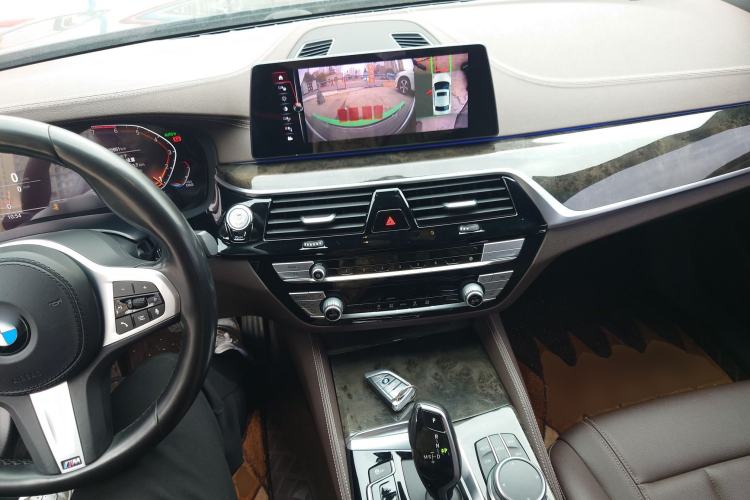 Used BMW 5 Series 2020 525Li M Sport Package
