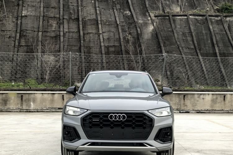 Used Audi Q5L 2025 quattro 45th Anniversary Edition 40 TFSI Luxury Dynamic Model