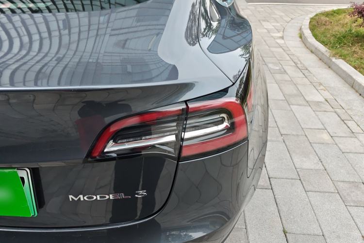 Used Tesla Model 3 2019 Standard Range Rear-Drive Upgraded Version Exterior 3