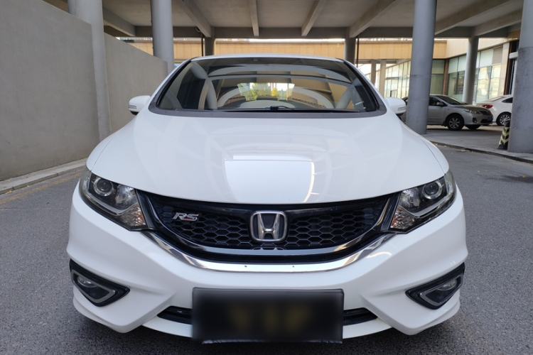 Used Honda Jade 2013 1.8L automatic Comfort version 5 seats
