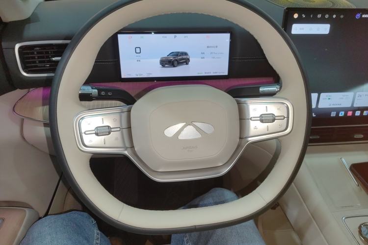 Used Chery T11 2026 Model 220 All-Wheel Drive Family Fun Edition
