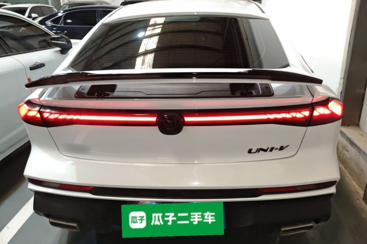 Used CHANGAN UNI-V 2024 1.5T Prestige Edition
