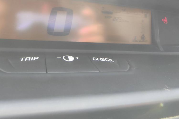 Used Citroen C-Quatre 2013 Facelifted CROSS 1.6L Automatic Interior 1