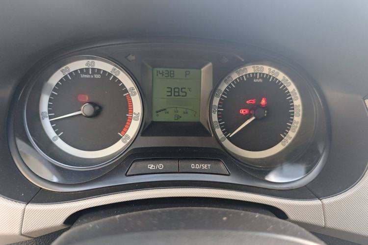 Used Skoda Fabia 2017 1.4L Automatic Car Enjoy Edition
