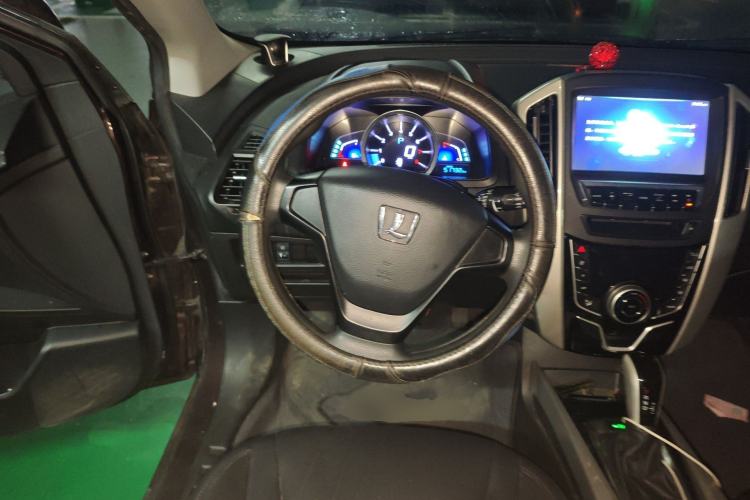 Used Luxgen U6 SUV 2017 1.8T Tech Value Model
