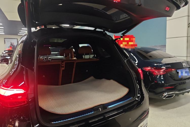 Used Mercedes-Benz GLC 2024 GLC 300 L 4MATIC Dynamic Edition 5-seater
