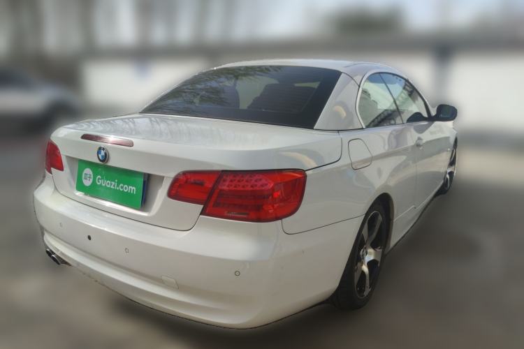 Used BMW 3 Series 2011 320i Convertible Coupe
