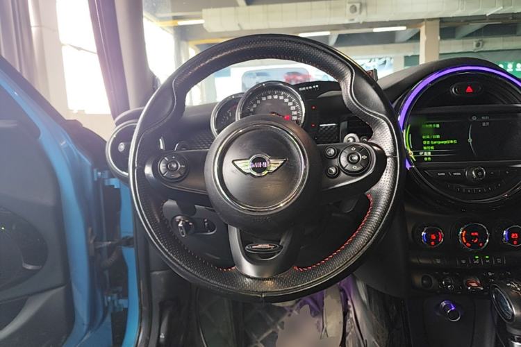 Used MINI 2016 2.0T COOPER S Pioneer Edition Five-Door Model