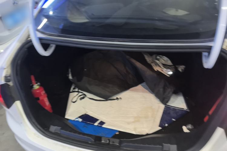 Used Ford Escort 2017 Happiness Edition 1.5L Automatic Fashion Version Trunk