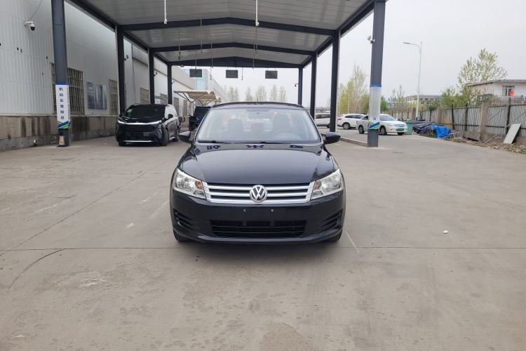 Used Volkswagen Santana 2015 1.6L Manual Fashion Edition Exterior 2