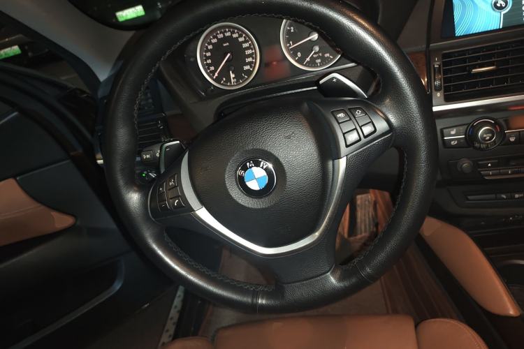 Used BMW X6 2014 xDrive35i Sport model Steering Wheel