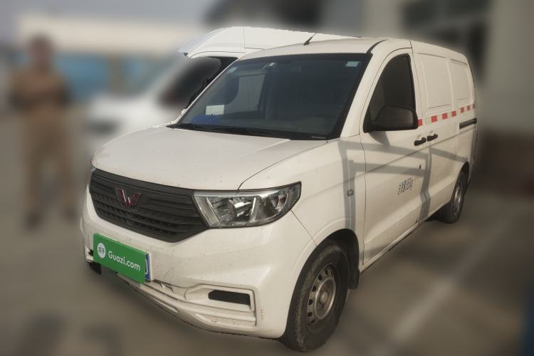 Used Wuling Hongguang V 2021 1.5L Jingqu Edition Enclosed-Window Vehicle LAR