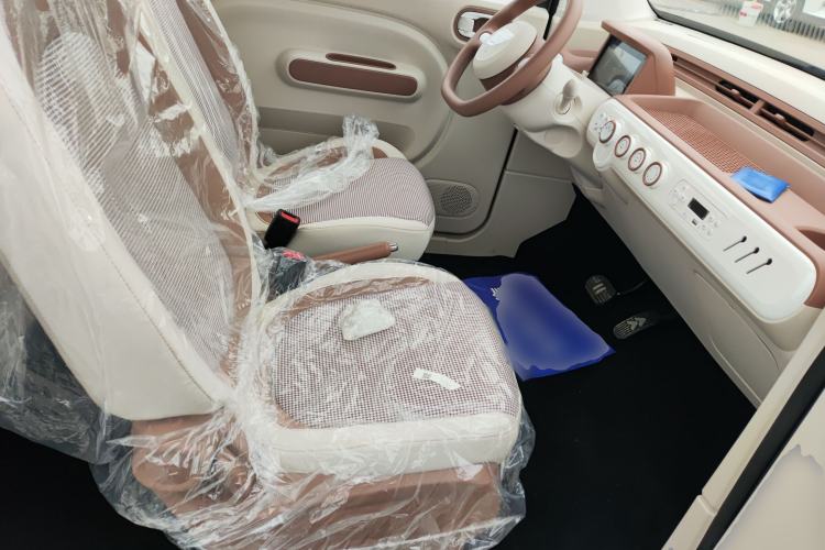 Used Bestune Pony 2026 222km Colorful Horse