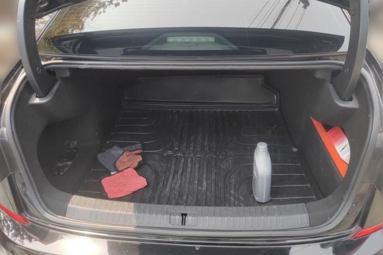 Used Volkswagen Passat 2020 330TSI Elite Edition China VI Trunk