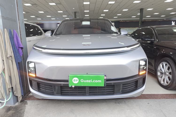 Used Li Auto L8 2023 Pro Model
