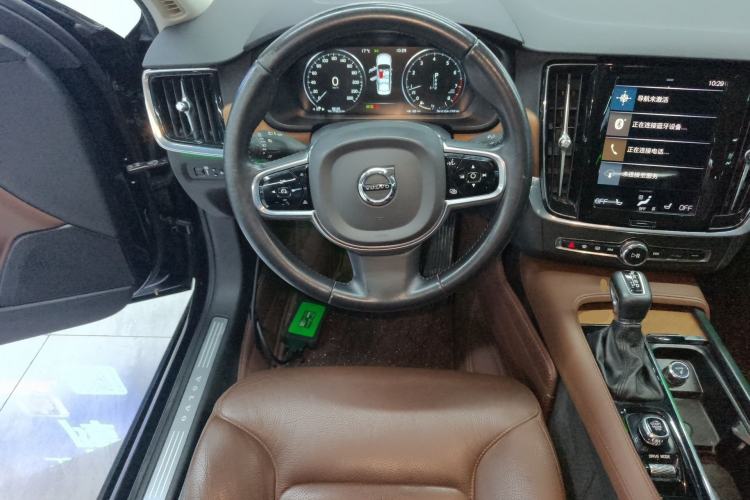 Used Volvo S90 2020 Facelifted T5 Zhiyi Luxury Edition
