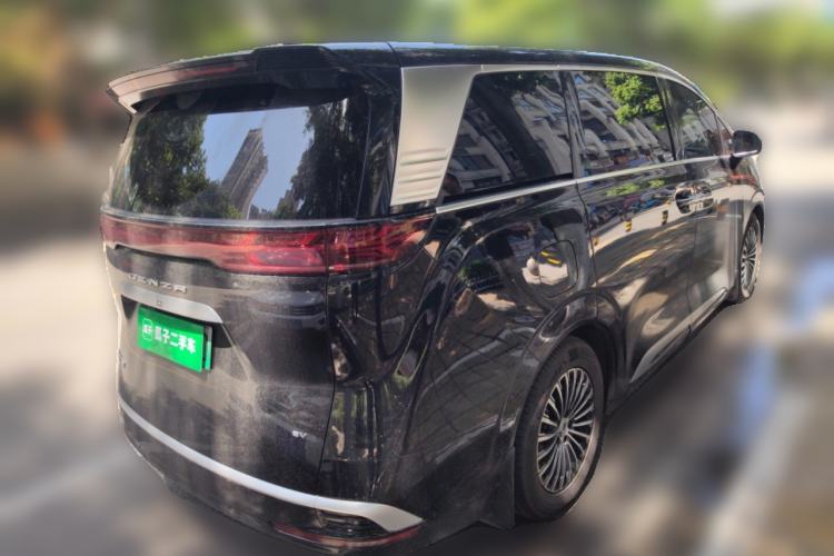 Used Denza D9 2024 EV 620 Premium Model Rear Right 45 Deg