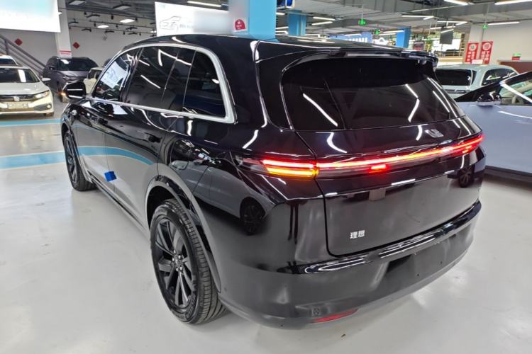 Used Li Auto L7 2023 Air model
