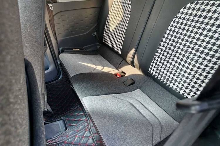 Used Chery New Energy QQ Ice Cream 2022 170km Sundae Phosphate Lithium-Ion