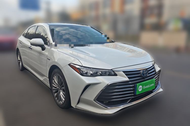 Used Toyota Avalon 2019 Dual-Engine 2.5L XLE Prestige Version China VI Standard