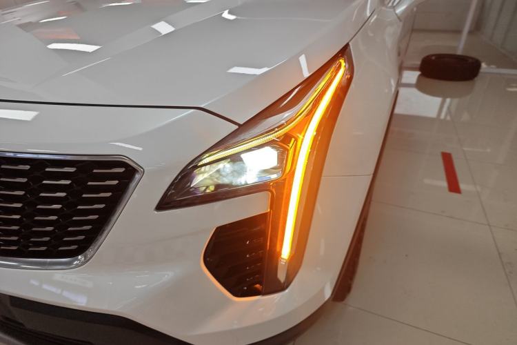 Used Cadillac XT4 2021 28T Two-Wheel Drive Luxury Version
