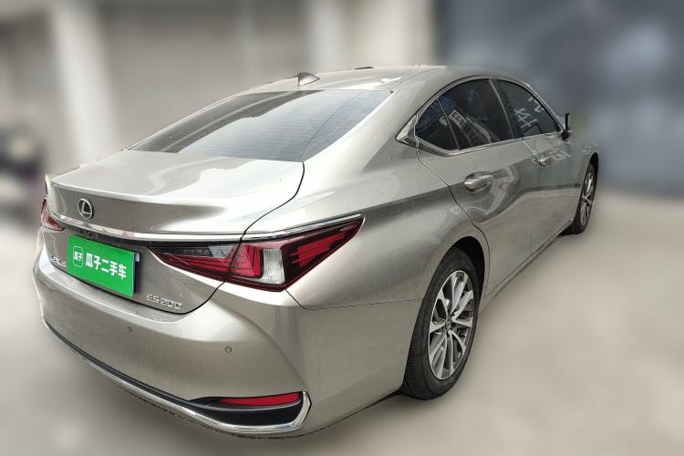 Used Lexus ES 2023 200 Excellence Edition