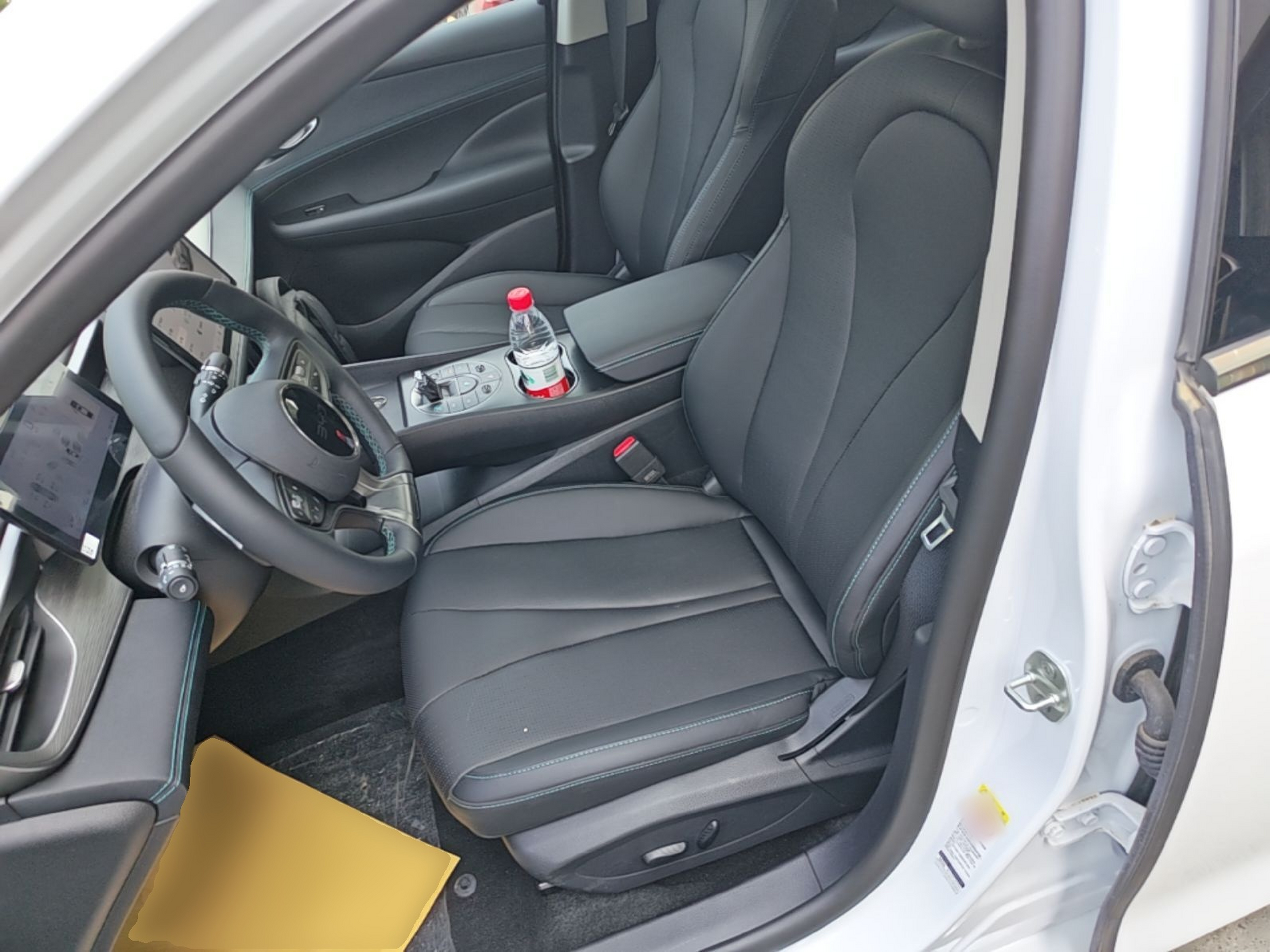 Vordere Reihe im Auto