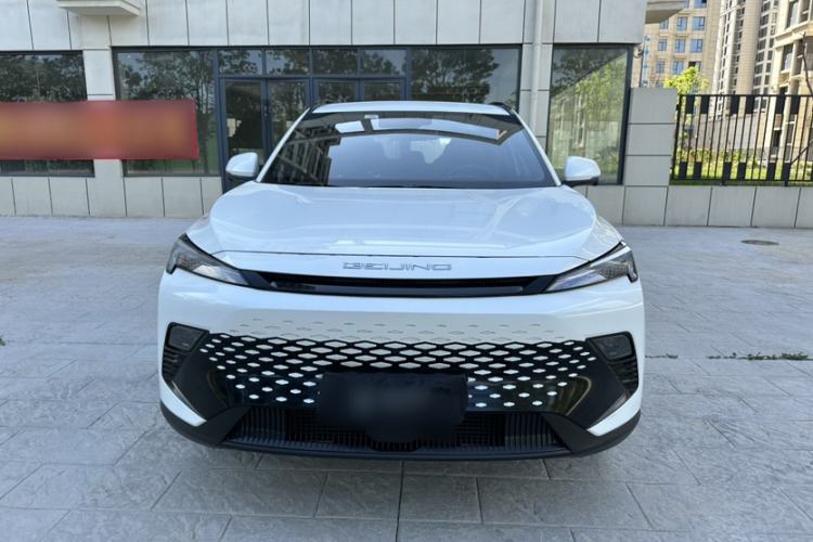 Used BAIC Rubik 2023 1.5T DCT Golden Edition Exterior 4